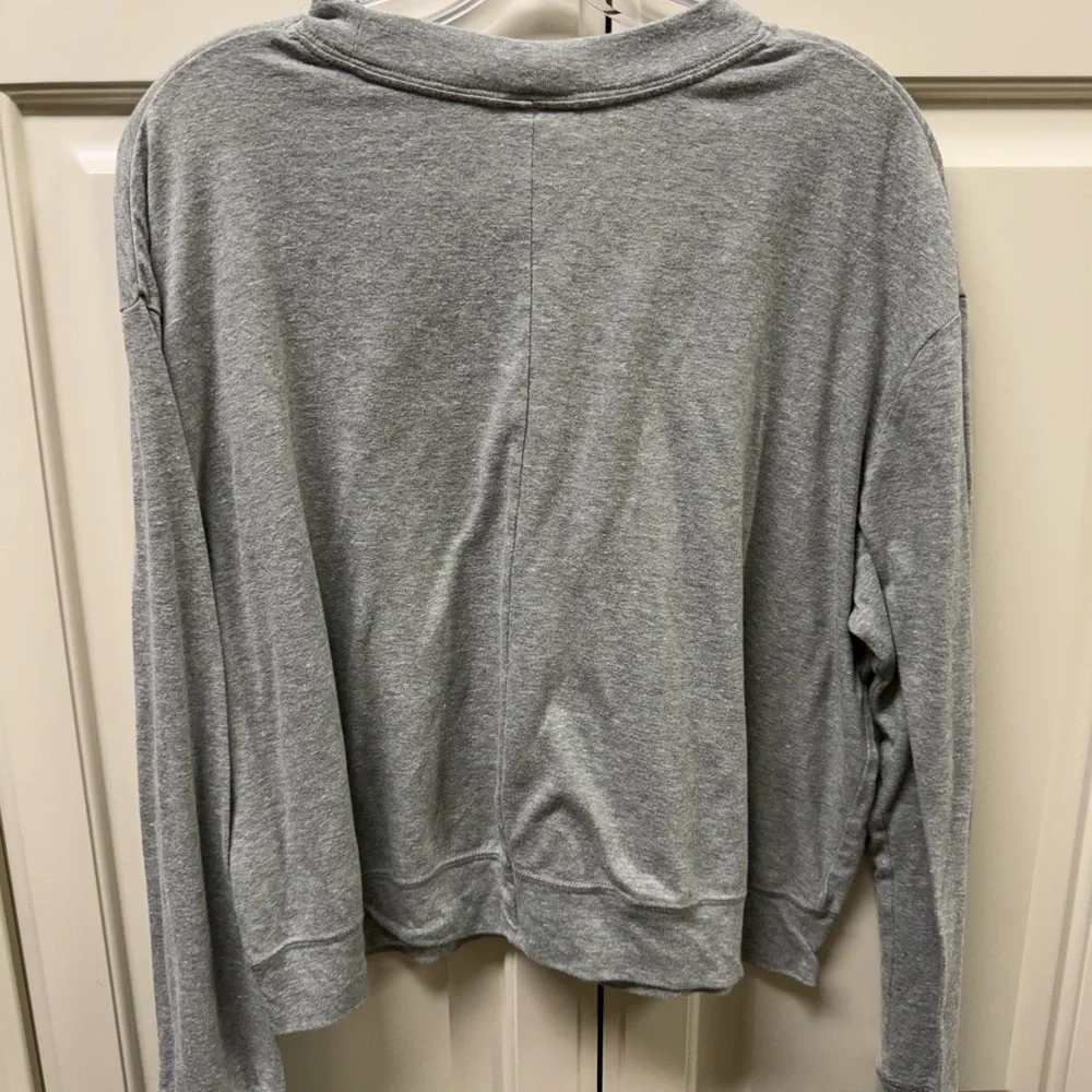 Nike Women's Gray Crewneck Sweatshirt - Picture 2 of 3